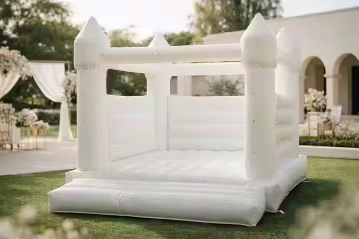 Renta inflable Castillo Blanco en CDMX - ceremonia de boda