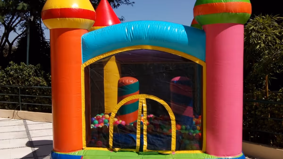 Mini Castillo en cumpleaños infantil